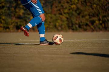 米兰全新正装合作伙伴Boggi Milano上线，名宿科斯塔库塔、阿尔贝蒂尼助阵（配图示意）